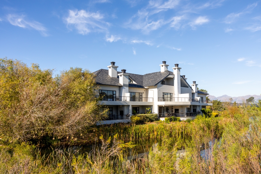 To Let 4 Bedroom Property for Rent in Pearl Valley at Val de Vie Western Cape